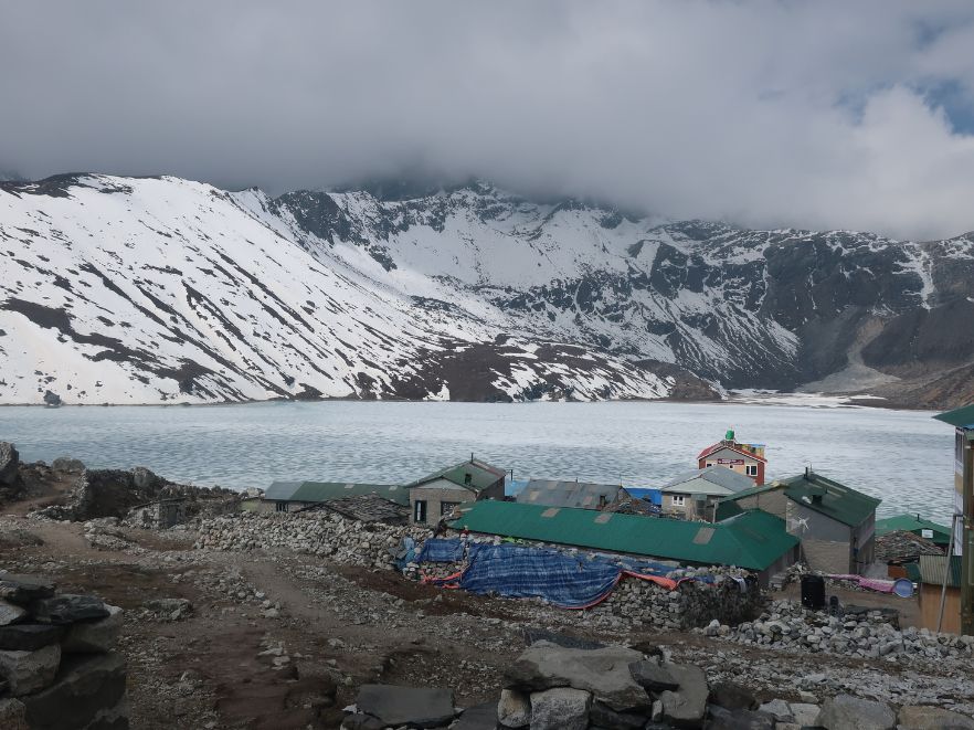 Everest base camp with Gokyo lakes